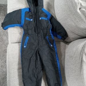 Apparatus Kids Snowsuit size 5